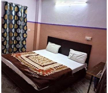 Sector 27 Hotel | NOIDA HOTEL Maharaja # Near The Great India Place Theme Park and Metro Station - Free Parking And Wi-fi Facilities - A Premium Hotel In Noida