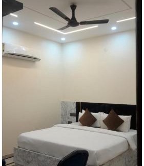 Greater Noida Hotel | NOIDA HOTEL THE GRAND MANSION# Near Hanuman Temple - Restaurant - Lift - And Free Parking Facilites - Fully Air conditioned Room - A Premium Top Rated Hotel In Noida