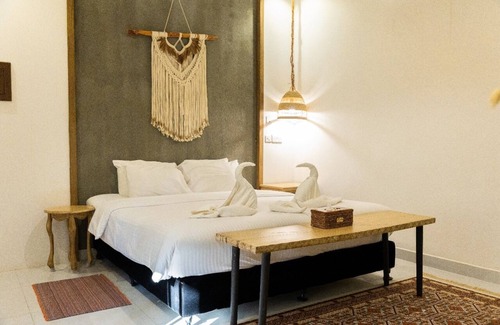 Tiwi Resort | Nomad Inn Tiwi