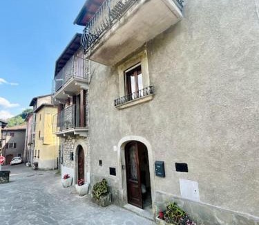 Castelnuovo di Garfagnana House | Nonnas little house on the river