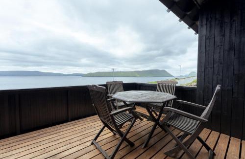 Kirkjubour Apartment | Nordic Serenity - Amazing Sea And Mountain View
