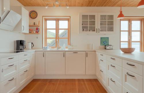 Kirkjubour Apartment | Nordic Serenity - Amazing Sea And Mountain View