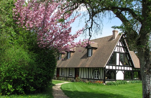 Montaure House | Norman cottage spacious exception for you alone in a large park