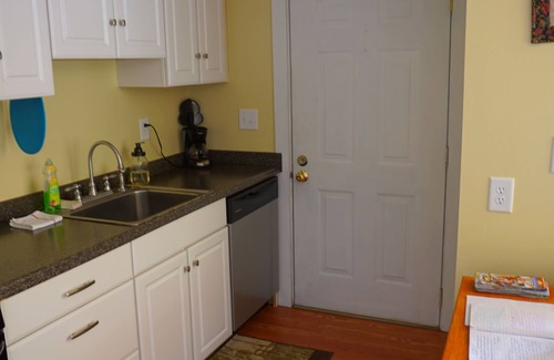 Whitefield Apartment | North Country Lake House - Bear