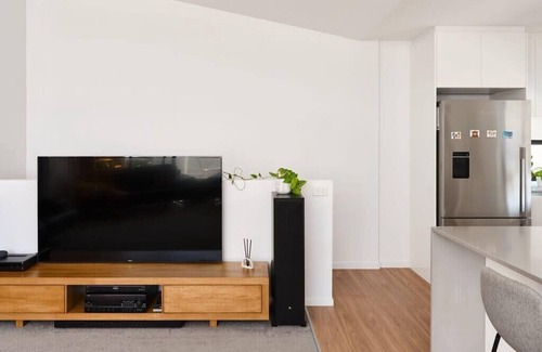 North Hobart House | North Hobart townhouse close to the action