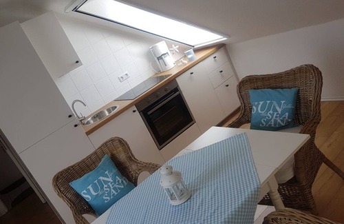 Hilgenriedersiel Apartment | North Sea coast, natural beach within walking distance, apartment on the dike!