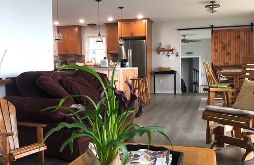 Cleveland House | North Shore Lake House and Bunk House