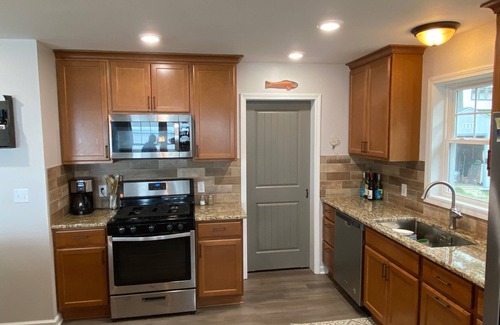 Cleveland House | North Shore Lake House and Bunk House