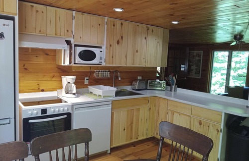 Algoma District Cottage | Northern Haven on a Crystal-Clear Lake (guest cabin)