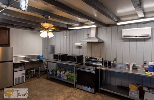 Prescott Hotel | Nostalgic Motel Vibes *Cozy Rooms * WIFI *Room 1