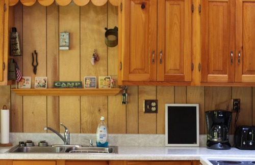 South China Cottage | "Not-A-Pine Lane COTTAGE" is a family treasure enjoyed by generations