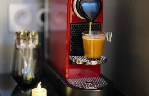 Pantin Apartment | Nouveau, Propre, Confortable à Paris