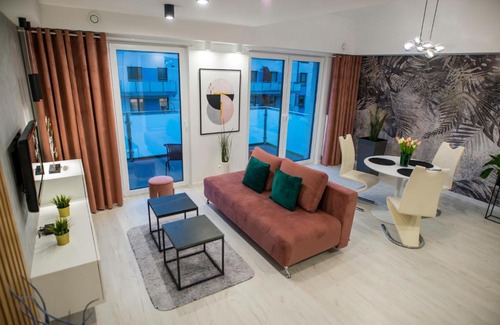 Biskupiec Apartment | Nowoczesny apartament na Warmii i Mazurach z garażem