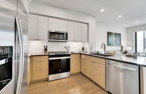 Mission Valley Apartment | nr San Diego 1BR w/Free parking, Grilling & Hottub