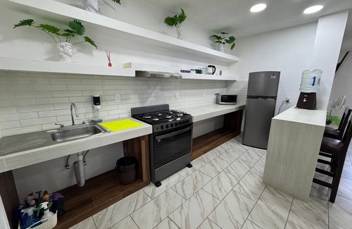 Tlaltenango House | Nuevo y Amplio Departamento en el Centro de la Ciudad con 2 Camas King