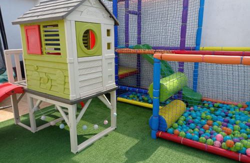 Cabreros del Monte House | Nuestras Estrellas