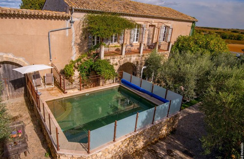 Puimisson Apartment | Nuit Insolite La Folie D'amour