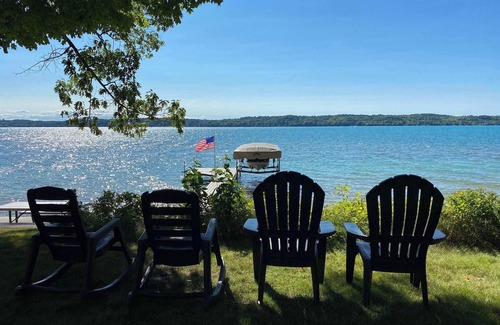 Clam River House | Nutcracker Suite Summ