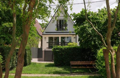 Dunavarsany House | Nyárfás Panoráma Vendégház