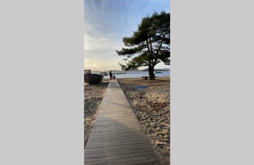 Ny Hellesund House | Nybygd feriebolig rett ved strand til leie!