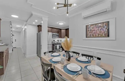 Bayonne House | NYC Proximity Duplex Delight 30 mins w/Parking