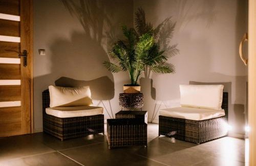 Tropie Hotel | Ośrodek Szkoleniowo Wypoczynkowy ROŻNÓW