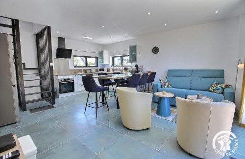 Langueux House | O nid des greves