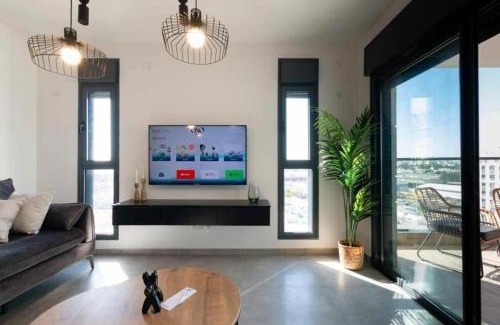 Or Yehuda Apartment | O&O Group - Luxury APT/3 BR/New Tower/Parking