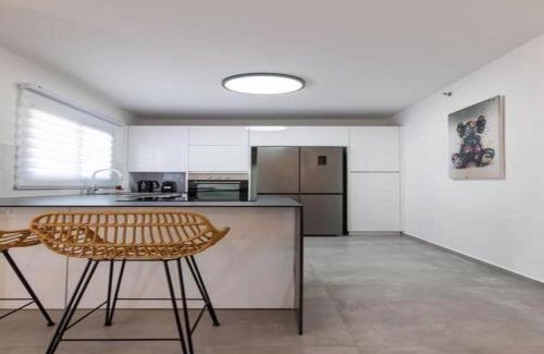 Or Yehuda Apartment | O&O Group - Luxury APT/3 BR/New Tower/Parking