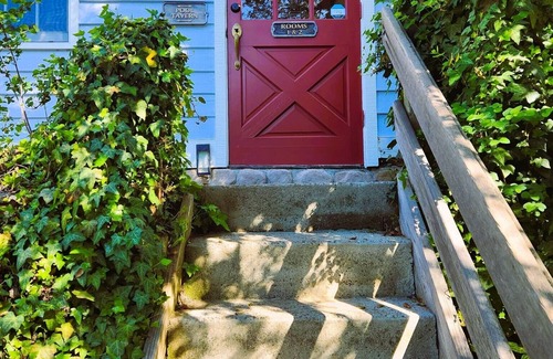 Julian Apartment | Oak Hill Inn, cozy boutique hotel only a 5min stroll to the heart of Julian!