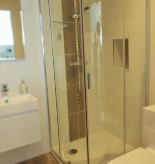 Swadlincote Apartment | Oak Tree Annex Keppel Gate B & B