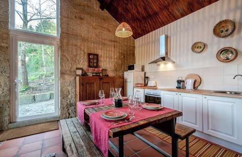 Sao Tiaguinho Cottage | Oak Tree House - Quinta das Lamas - Vouzela