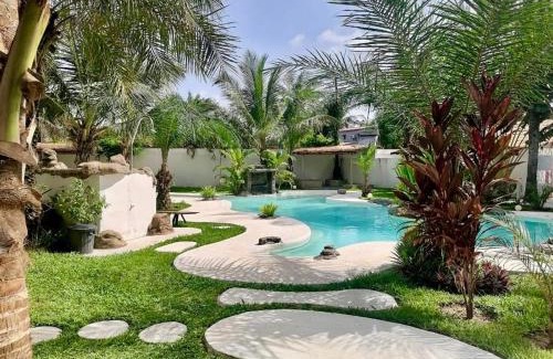 Cap Skirring House | Oasis club