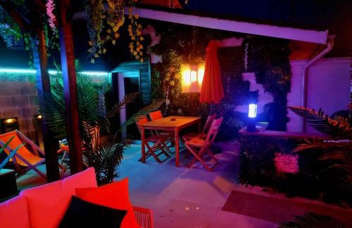 Menesplet Apartment | Oasis