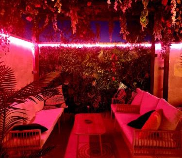 Menesplet Apartment | Oasis