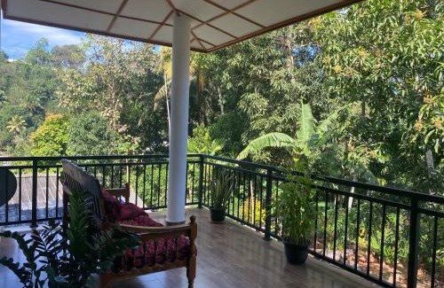 Udunuwara Villa | Oasis Suite