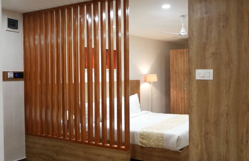 Hubli Hotel | OASIS SUITES