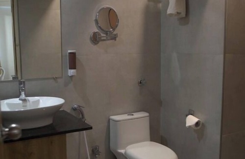 Hubli Hotel | OASIS SUITES