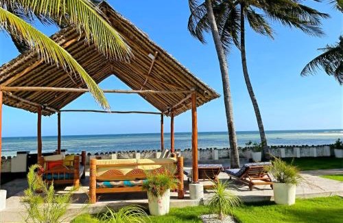 Msambweni House | Oasys House - Beautiful Private Beach Front Home