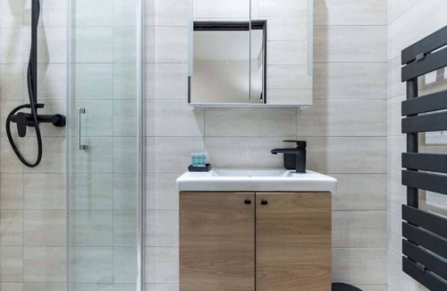 Quartier de la Folie-Mericourt Apartment | Oberkampf/Parmentier : Appartement Design 6P/2BR