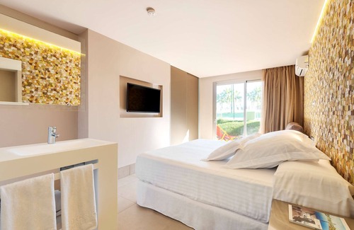 San Antonio Bay Resort | Occidental Ibiza - All Inclusive