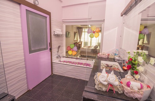 Ngwe Saung Hotel | Ocean Blue Ngwe Saung Beach Hotel