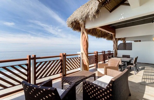 San Pedro Mixtepec Condo | Ocean Front 3 Bedroom Penthouse with Resort Amenities Overlooking the Pacific!