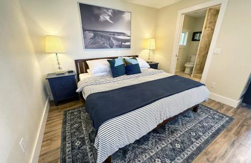 Yachats Apartment | Ocean Front, Cottage at Oregon House, Stairs to the Beach!