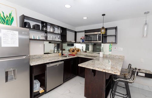 Montego Bay Apartment | Ocean View Central Location Modern Studio