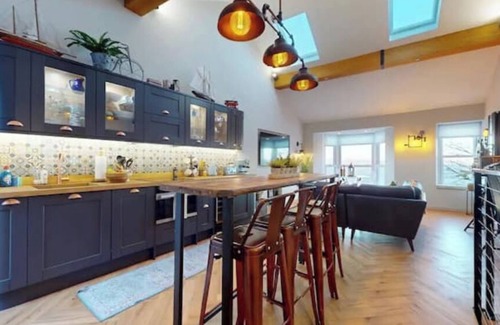 Baglan Cottage | Ocean View Cottage - Mumbles