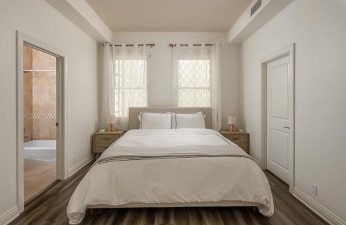 Del Mar House | Ocean View Del Mar Beach Home w Jacuzzi