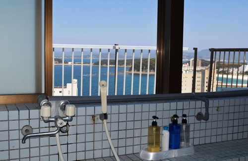 Tsubaki Onsen House | Ocean view house Ap2