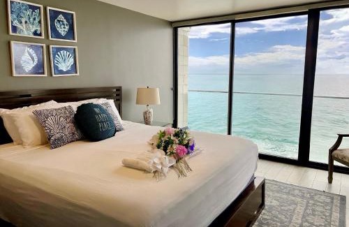 North Pacific Beach Apartment | Ocean View Luxury Condo Oceanfront and Pool