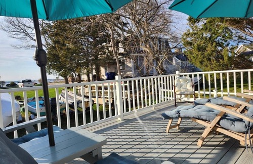 Pocasset House | Ocean View Walk to Beach 3 Bed 3 Bath Cape House- Sunset View